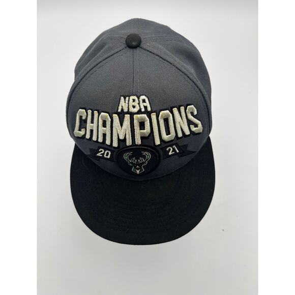 New Era 9Fifty Milwaukee Bucks 2021 NBA Champions Hat one size Excellent - Picture 2 of 6